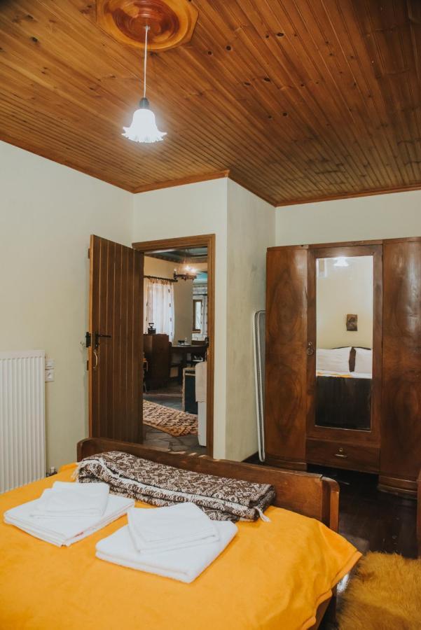 Cozy Traditional House In Kato Pedina- To Petrinoヴィラ エクステリア 写真