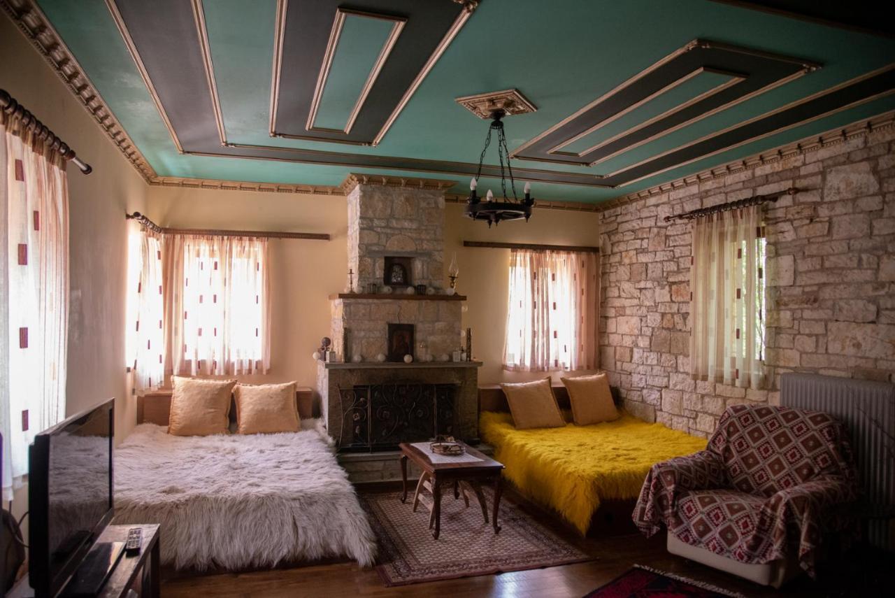 Cozy Traditional House In Kato Pedina- To Petrinoヴィラ エクステリア 写真