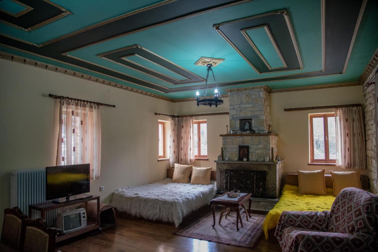 Cozy Traditional House In Kato Pedina- To Petrinoヴィラ エクステリア 写真
